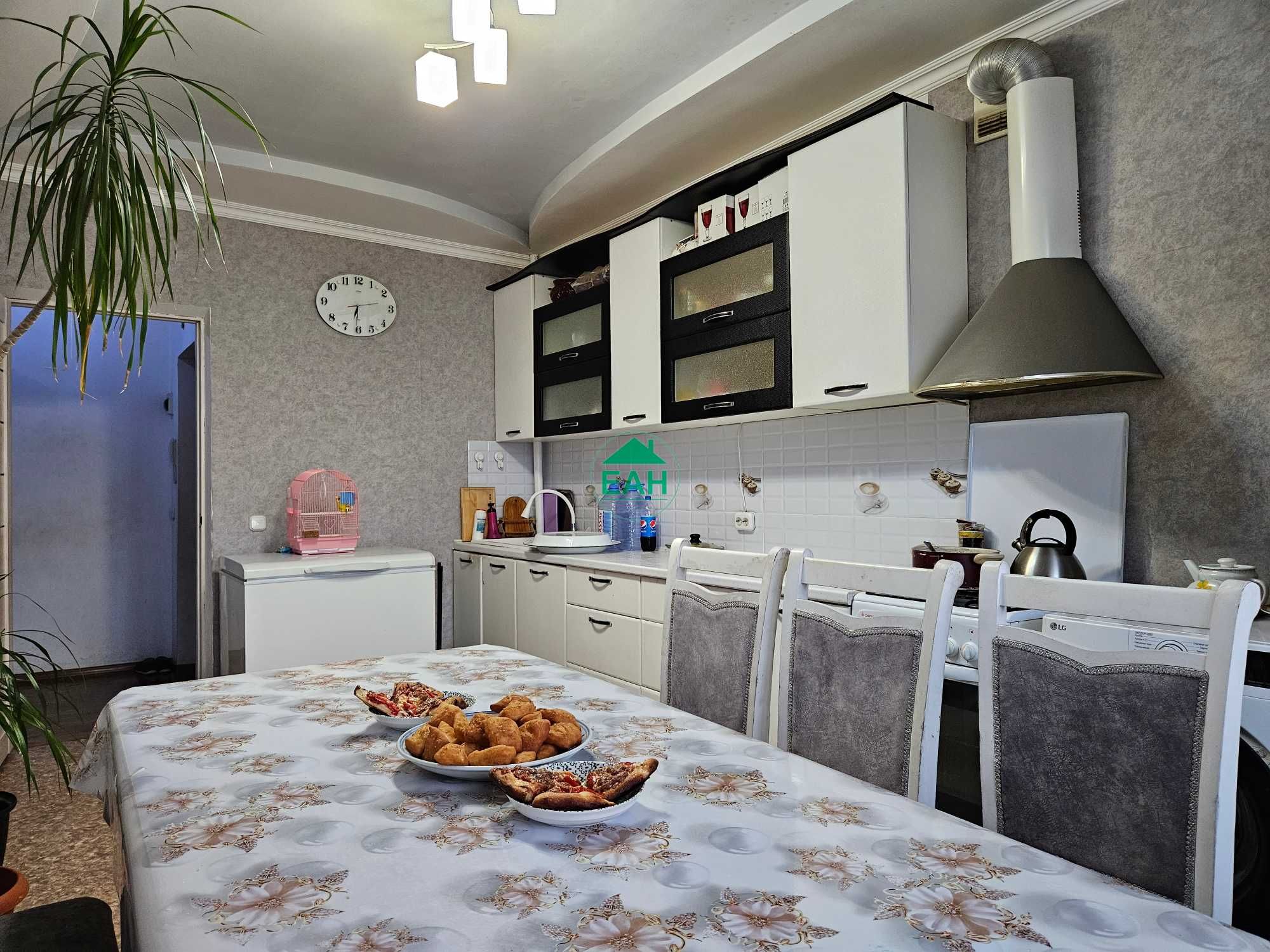 3х ком квартира, ул.Айталиева (р-он 31 школа)