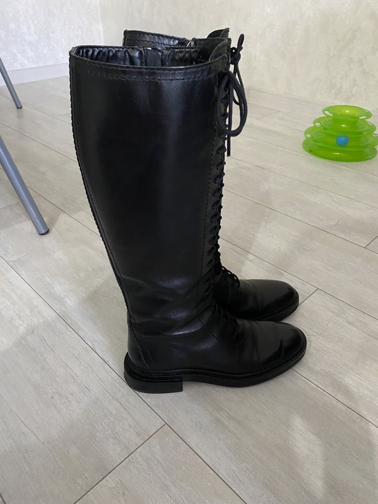 Продам кожаные сапоги берцы фирмы Zara