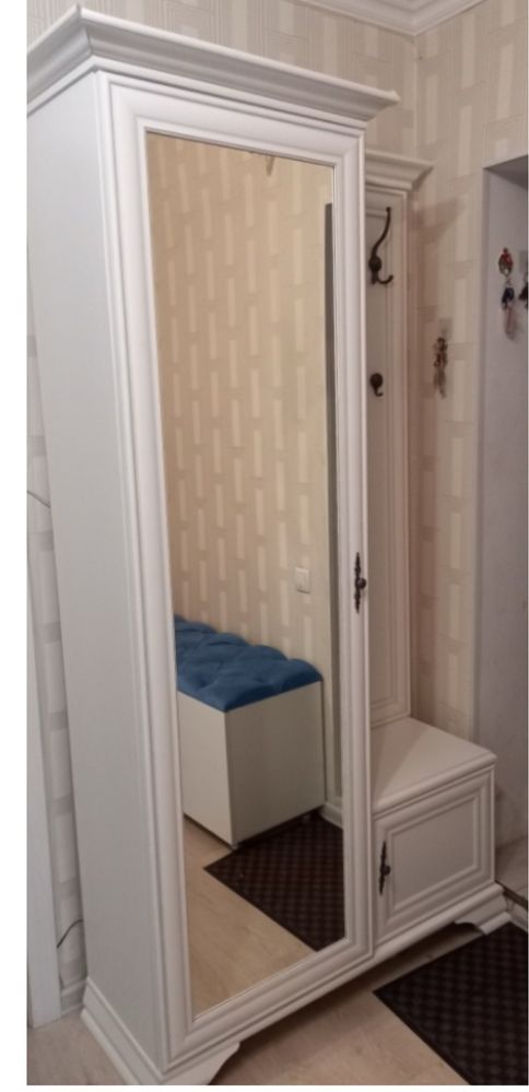 Шкаф для прихожей
