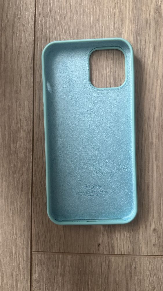 чехол бирюзовый на 12Pro Max,