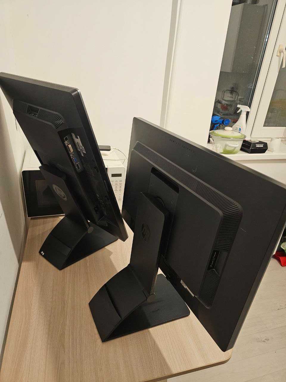 Монитор HP 24" E241i Dark-Grey