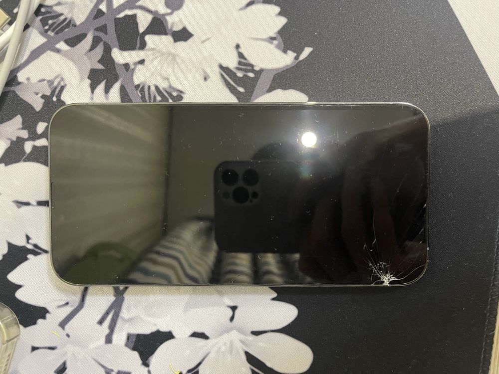 Продам iphone 13 pro max