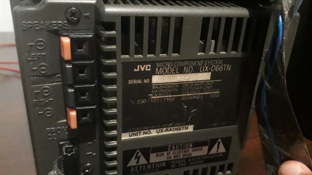 Продам мини музыкальный центр JVC