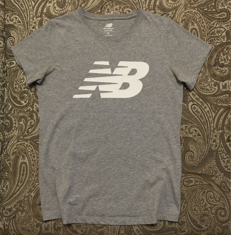 Футболка New Balance размер S