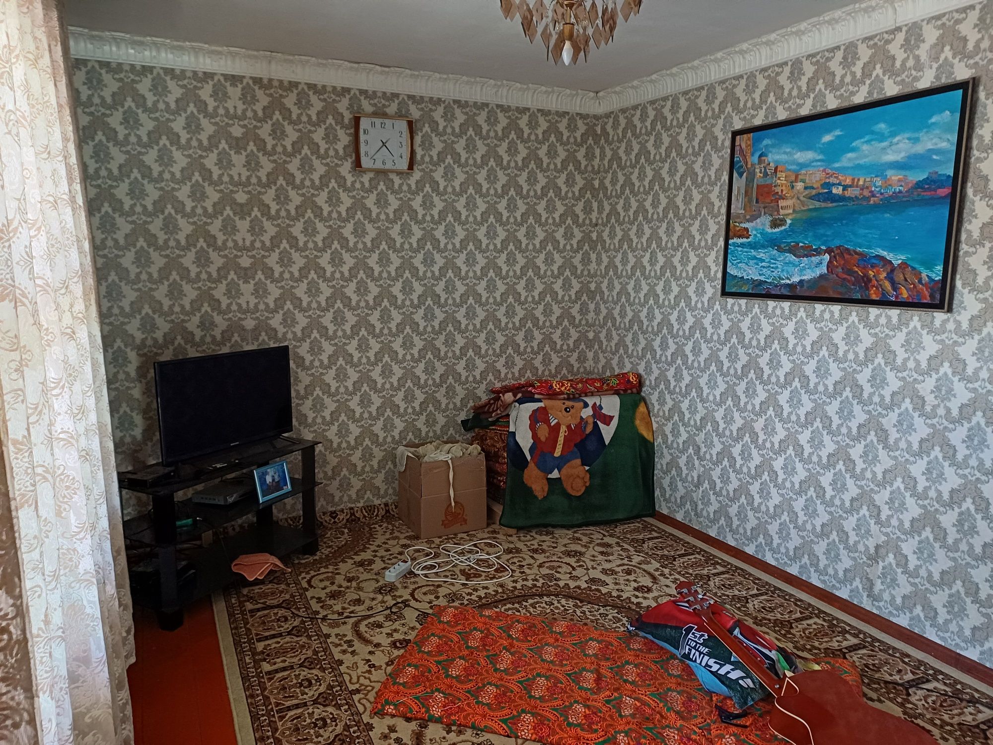 Продаю дом 4х комнатный + времянка 2х комнатная