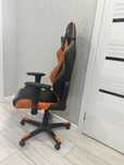 Игровой стул DXRacer