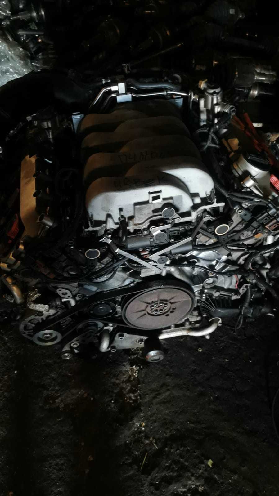 Двигатель BAR, BVJ 4.2 Audi A8, Q7 бек