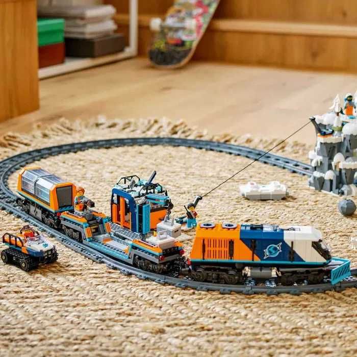 LEGO: Научный арктический поезд-экспресс City (60470)