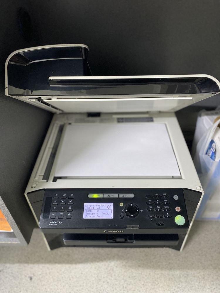 Продам МФУ canon MF4570Dn