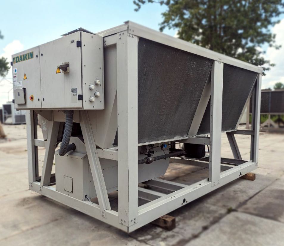 Чиллер Daikin EWAP 200 MBY (199 кВт)