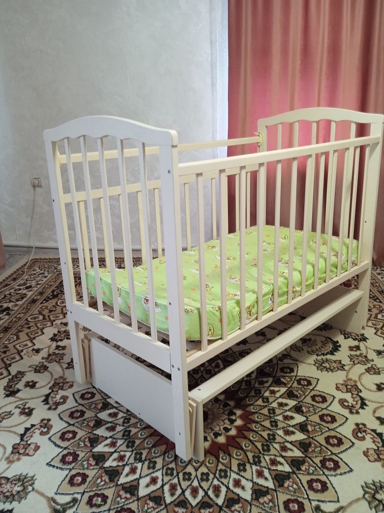 Детский кроват не использованный