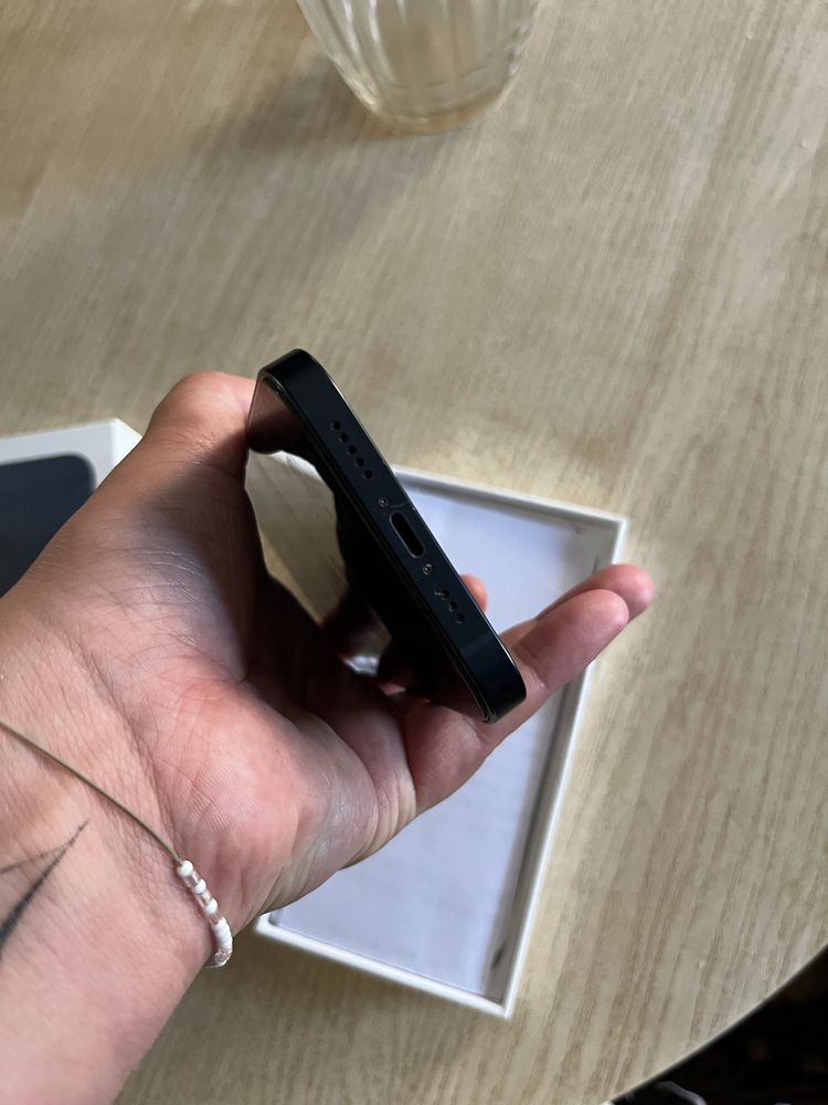 Продам Iphone 13/128gb