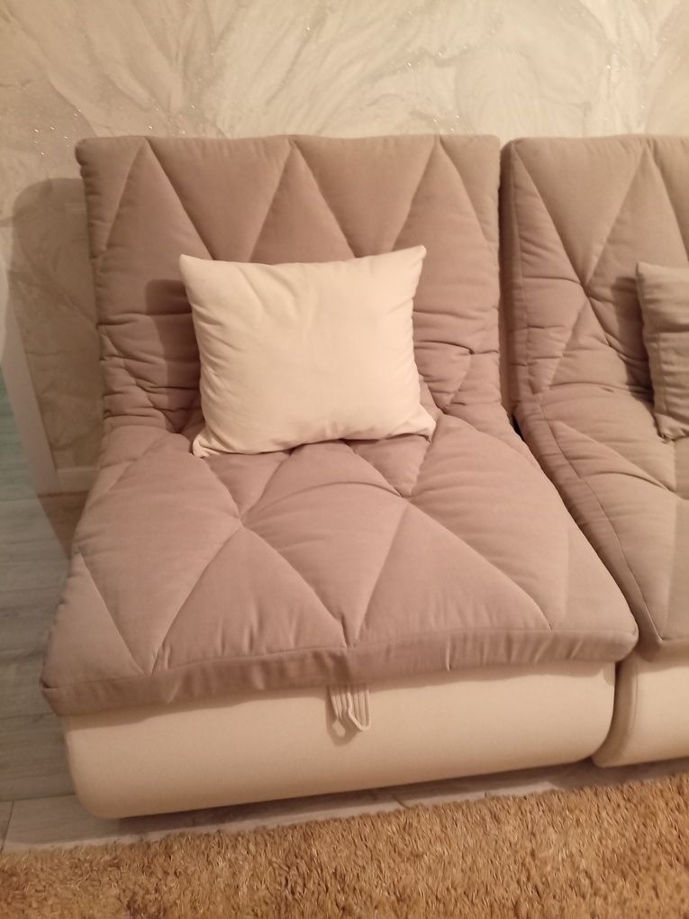 Продам мягкий уголок