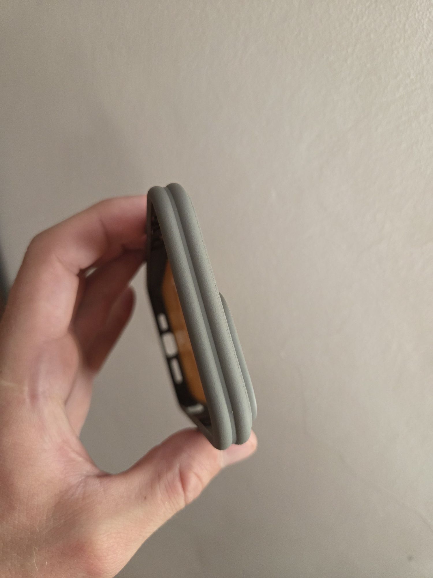 Чехол Spigen IPhone 16 Pro Max