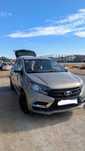 Машина lada x - ray