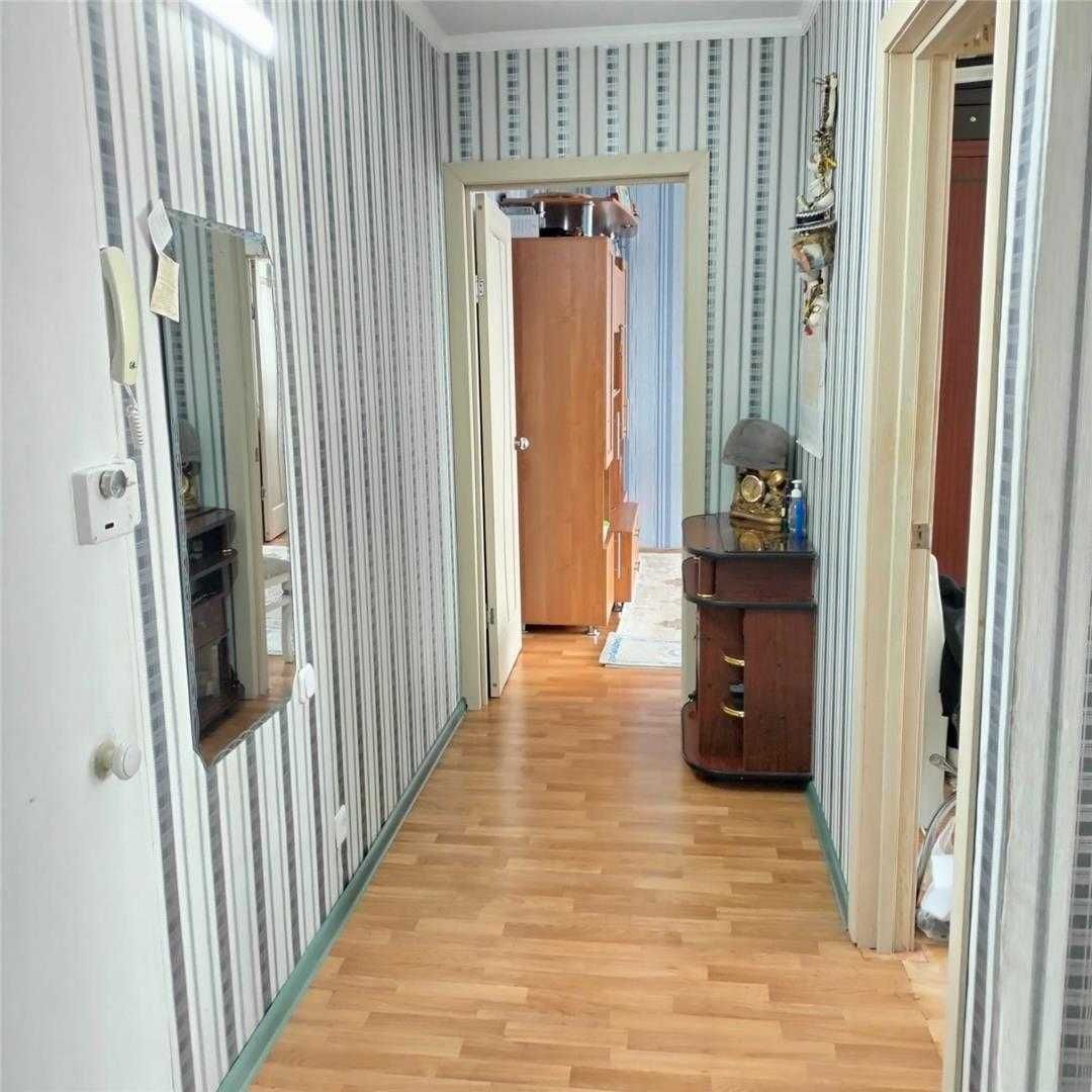 ,,, Продам 4-х комнатную КВ в Пришахтинске