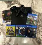 Продам PlayStation 4 Pro в идеальном состояний с топ играми.