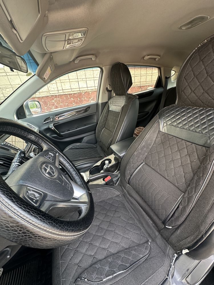 Продам автомобиль Jak S5