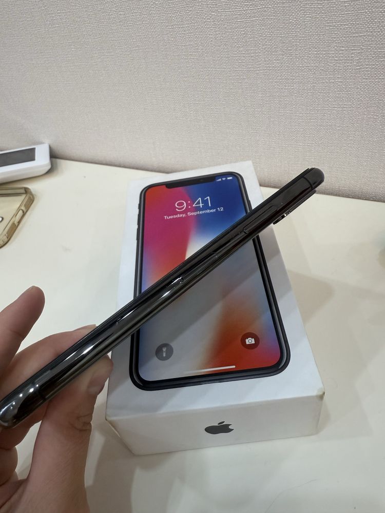 Продам айфон iphone X