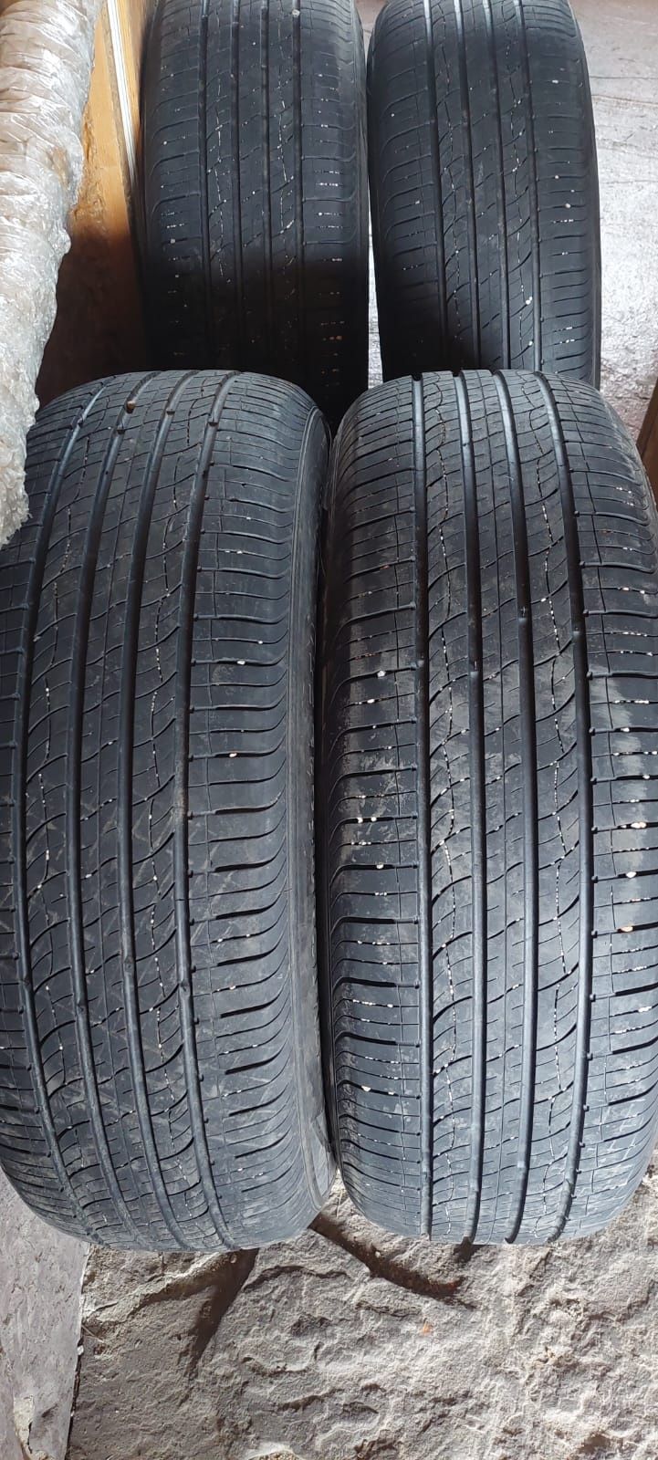 235/65/r18 ,продам в хорошем состоянии ,пошла  1 сезон , 10.000 км