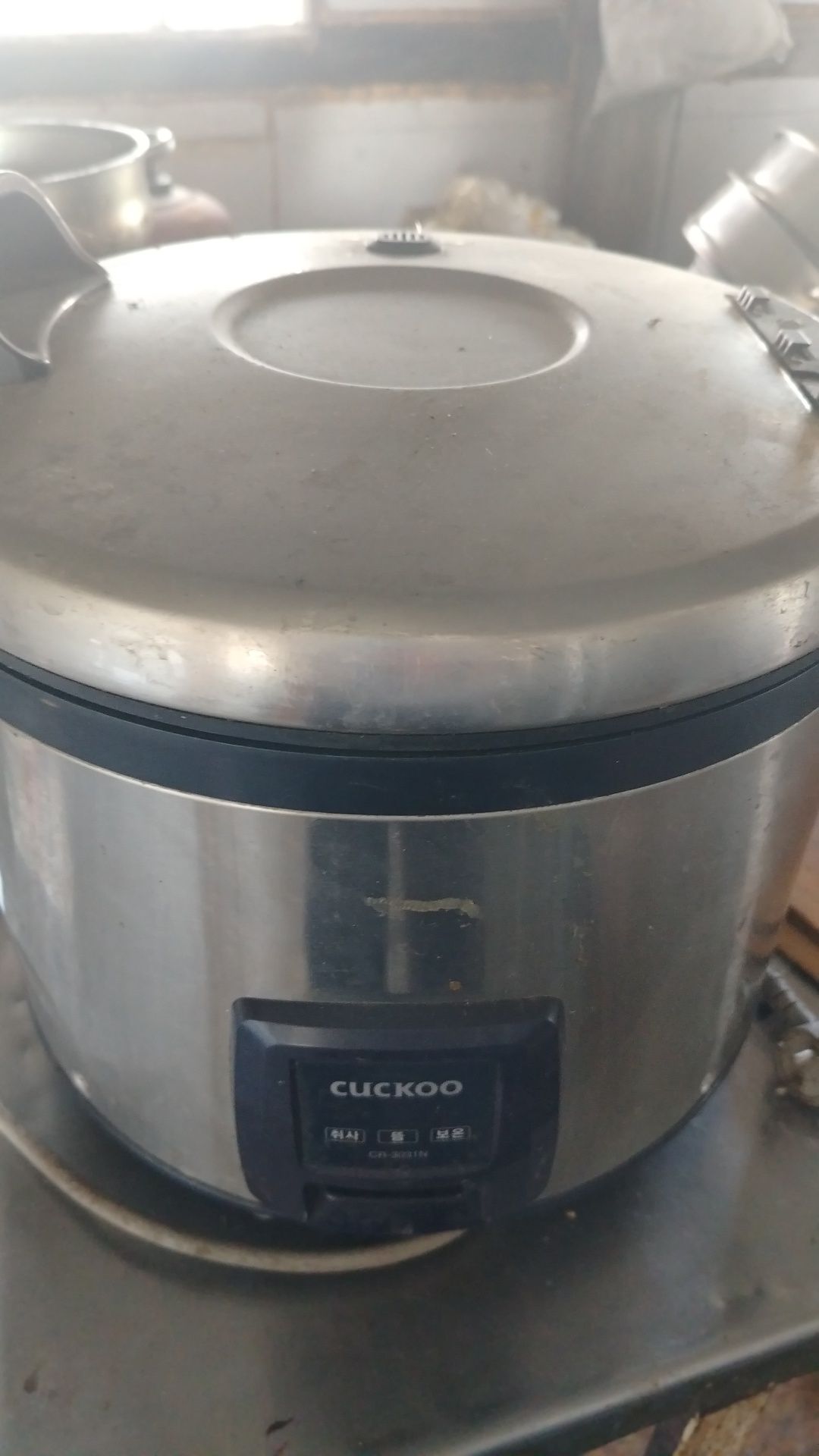 Продам рисовварку корейскую