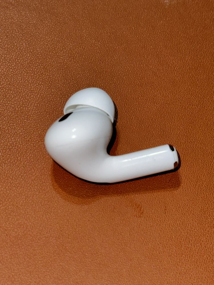 Левое ухо от Airpods 2 pro оригинал