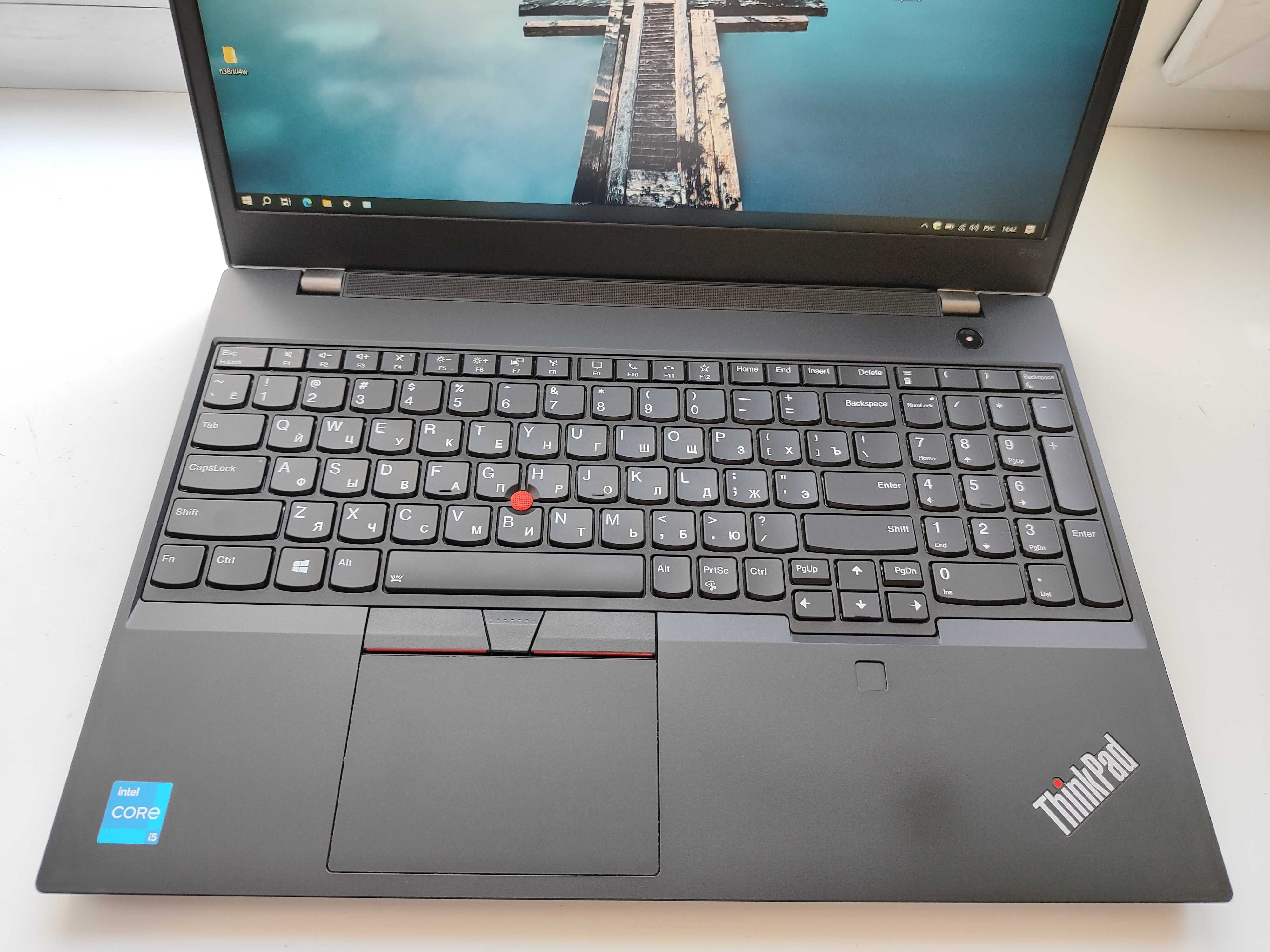 Lenovo Thinkpad P15V Gen 2/i5-11400H/16/512/FHD/IPS/IrCam/WorkStation