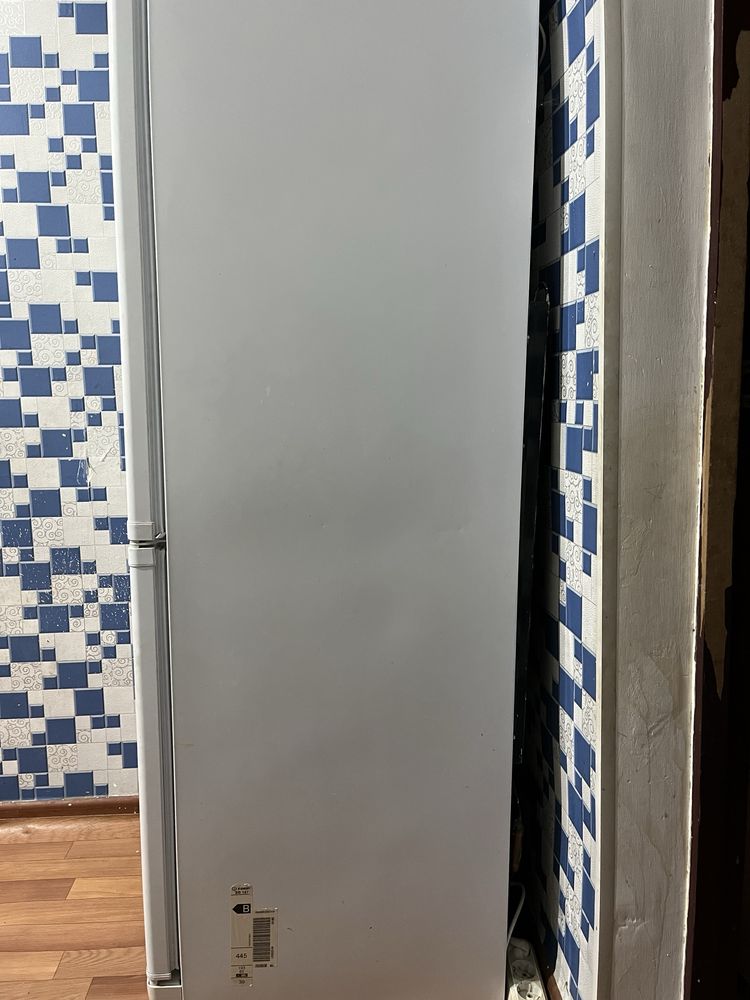 Холодильник INDESIT