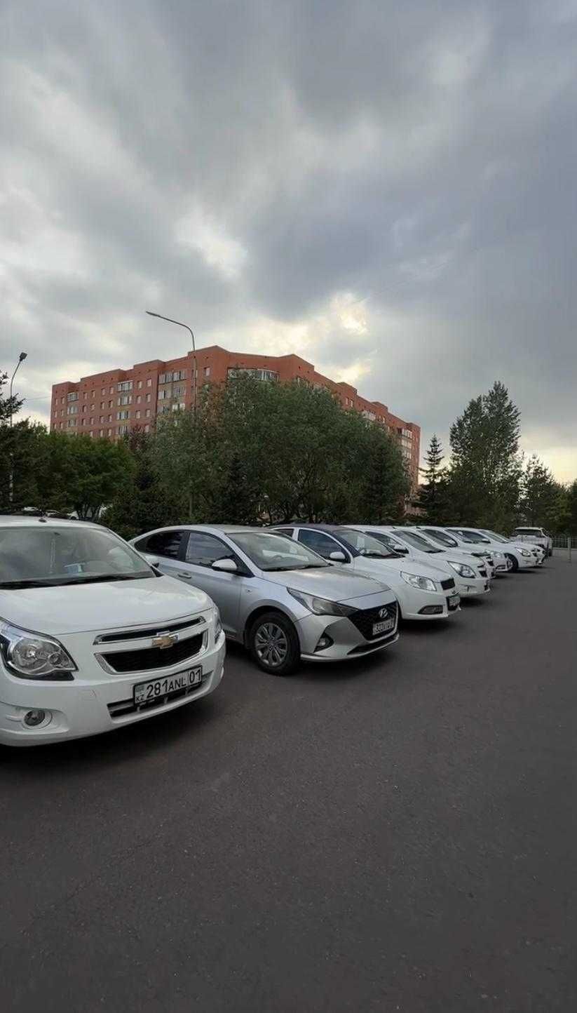 Сдай авто в аренду и получай доход каждый месяц!