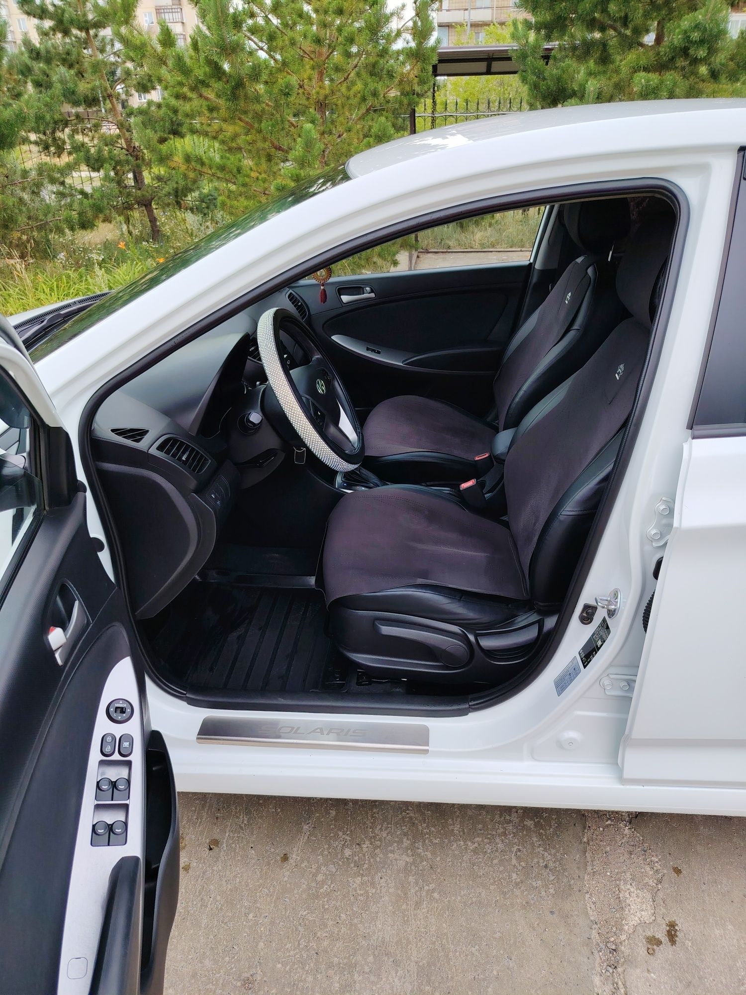 Продам машину Hyundai Solaris
