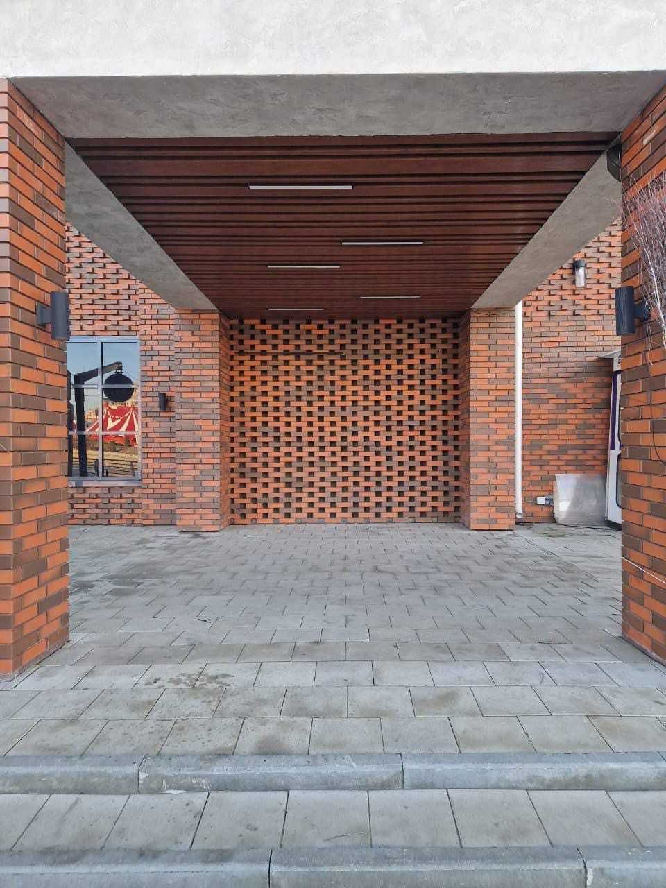 Кирпич облицовочный на фасад дома, дачи, магазина, офиса