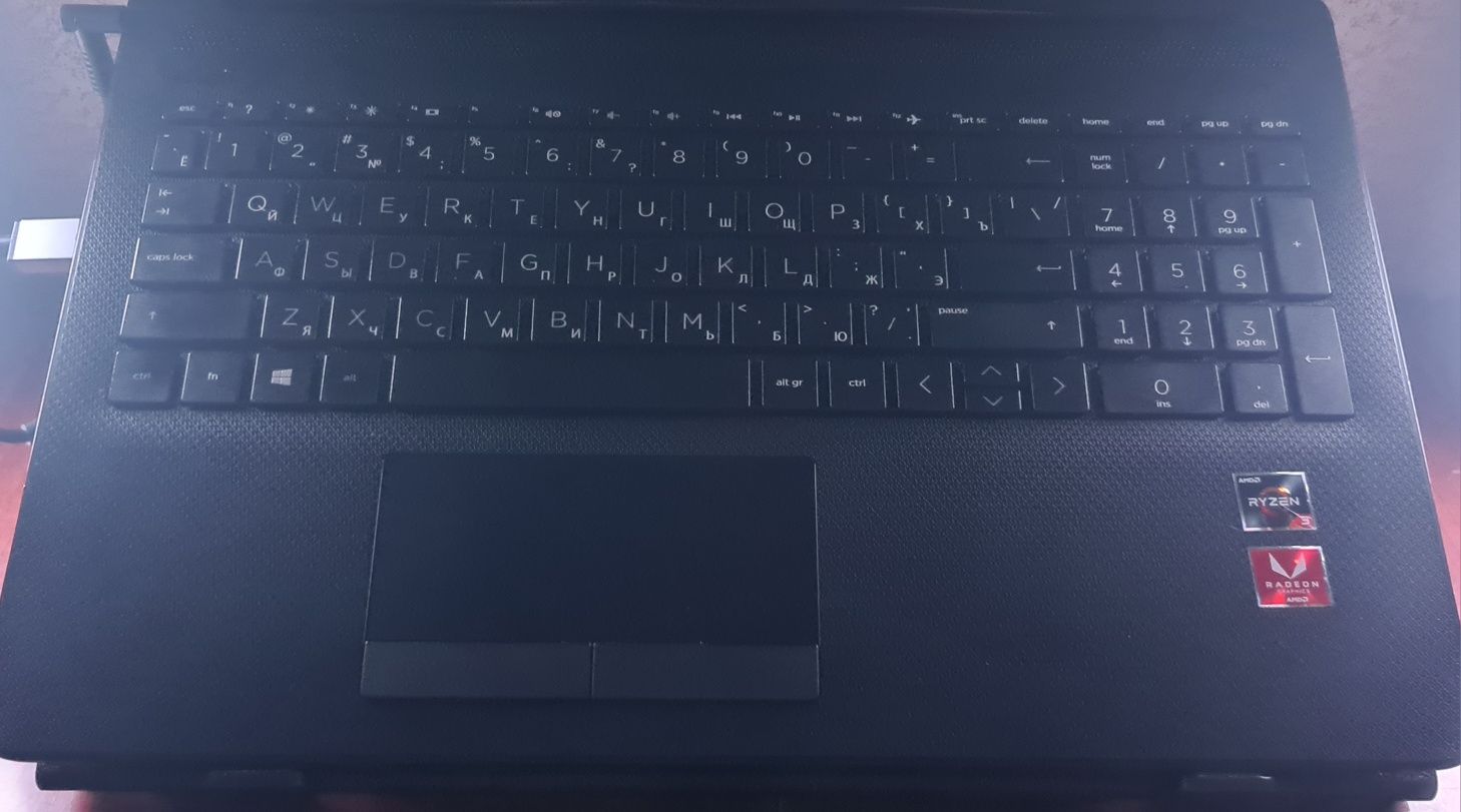 Ноутбук hp laptop 15-db1xxx