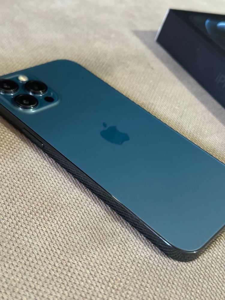 Iphone 12pro Max в отличном состоянии