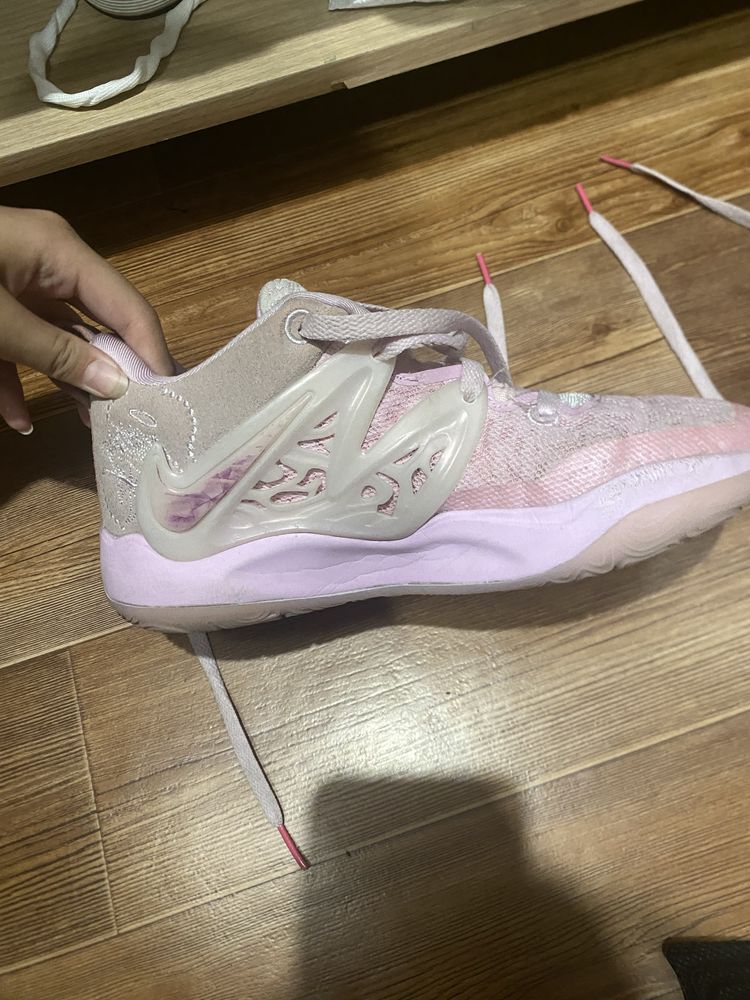 Nike kd 15 aunt pearl