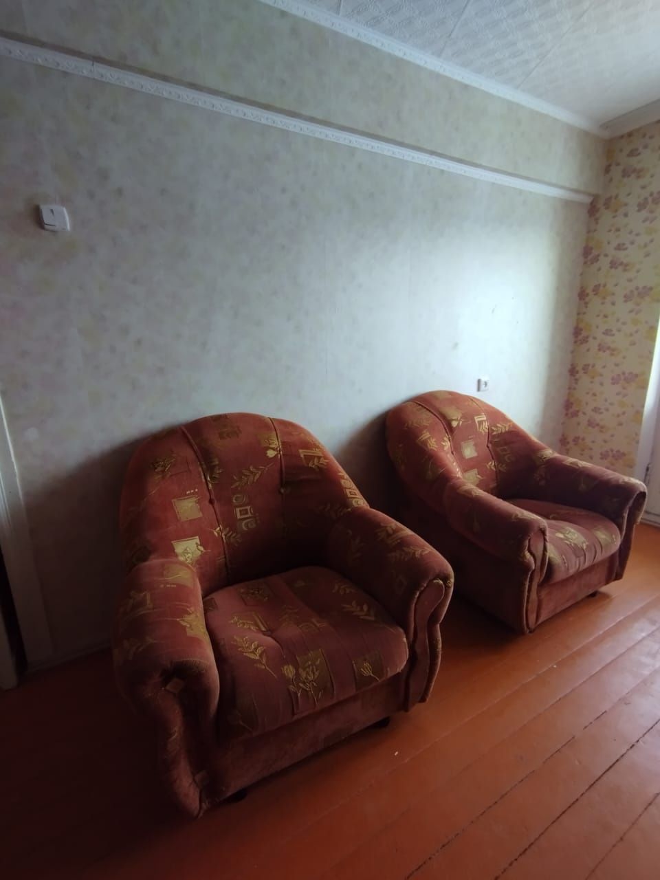 Продам 2 х комн квар. 1-38 3 этаж
