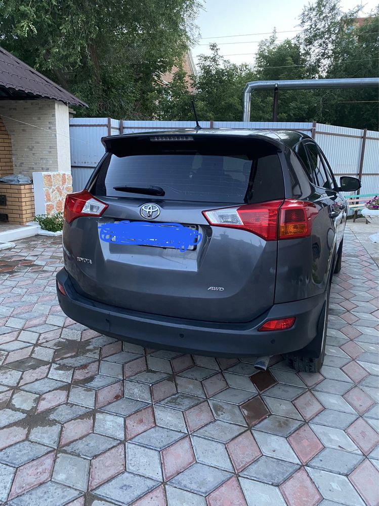 Продам автомобиль Tayota RAV 4