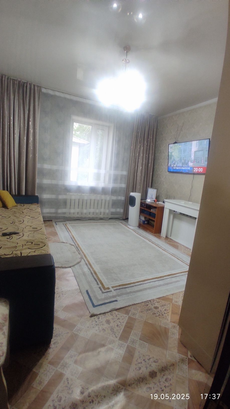 Продам 2-х комнатную квартиру в центре