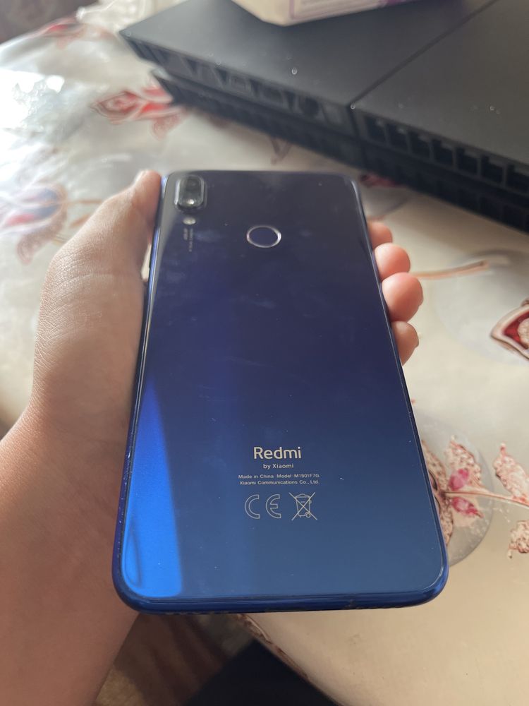 Продам телефон redmi note 7