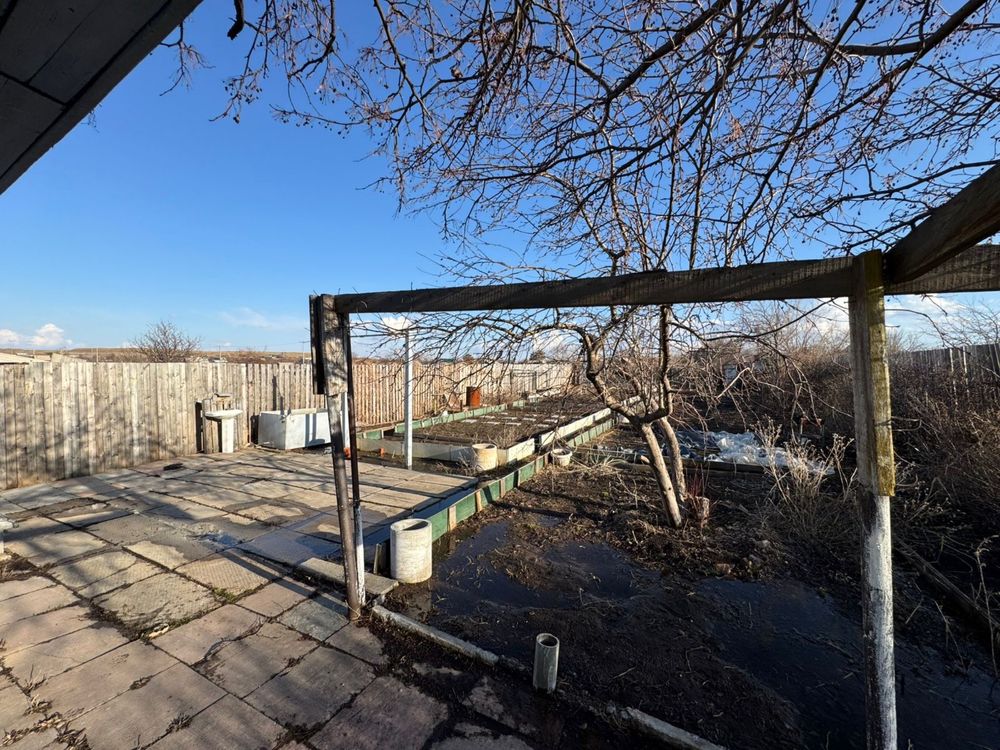 Продам городскую дачу