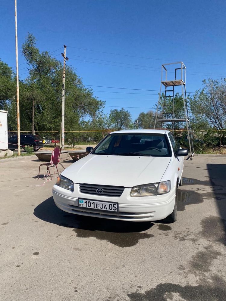 Toyota camry  20