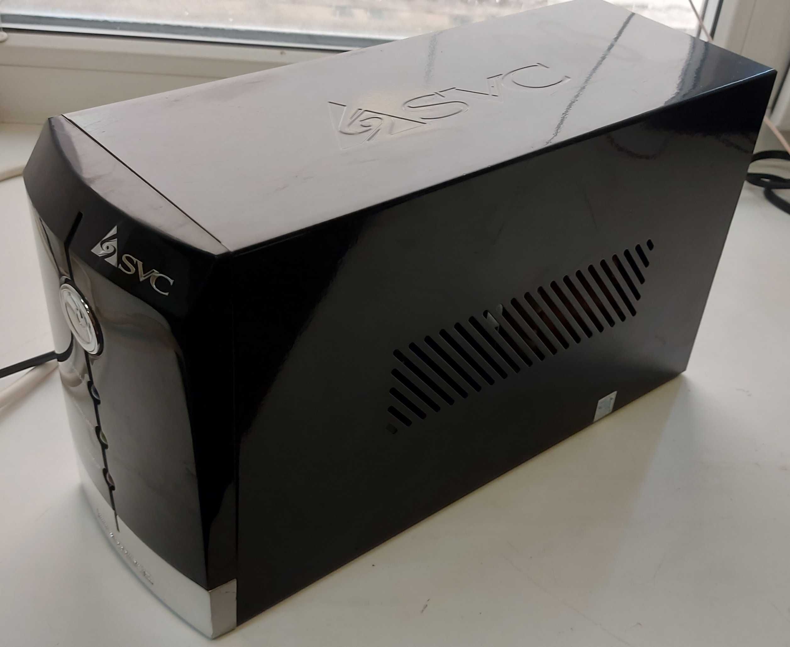 Источник бесперебойного питания SVC V1200-F (ИБП)