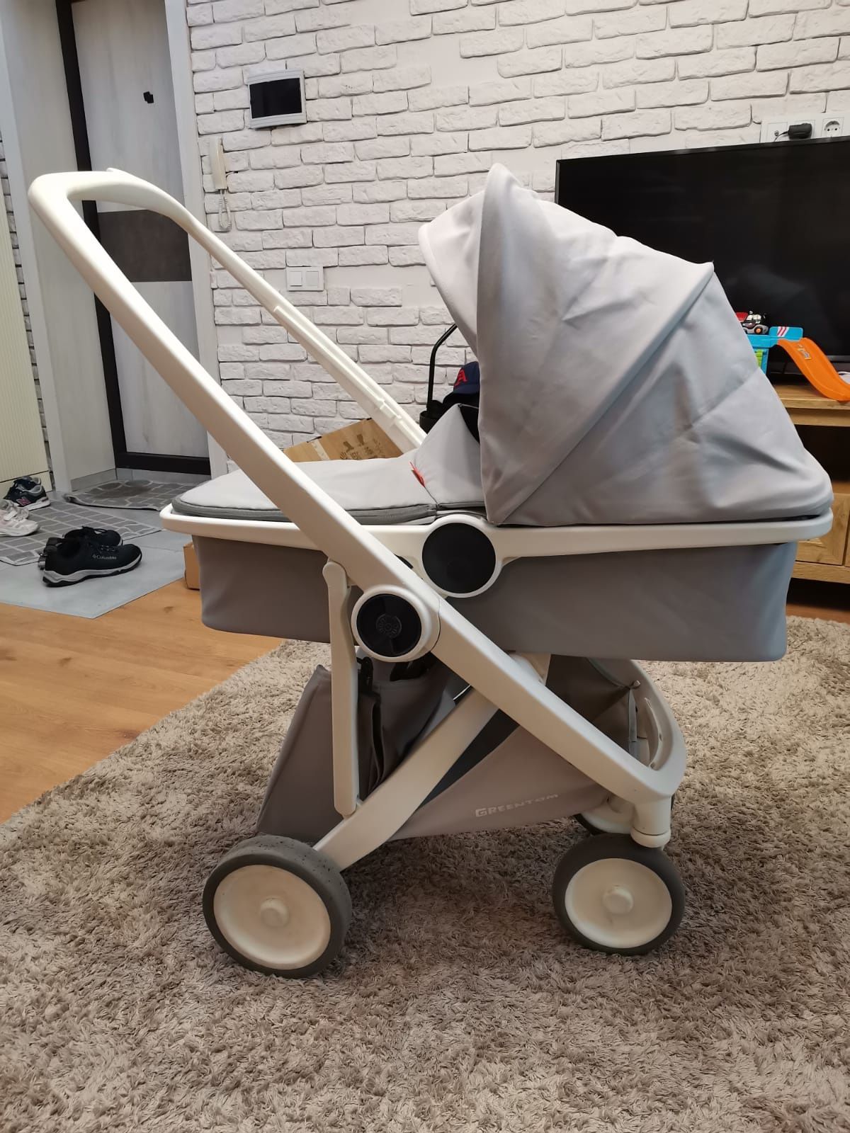 Продам коляску Creentom
