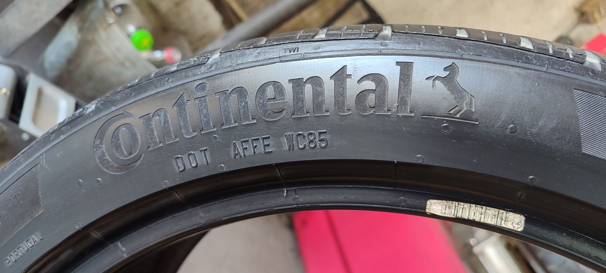 245/40R19 1 шина