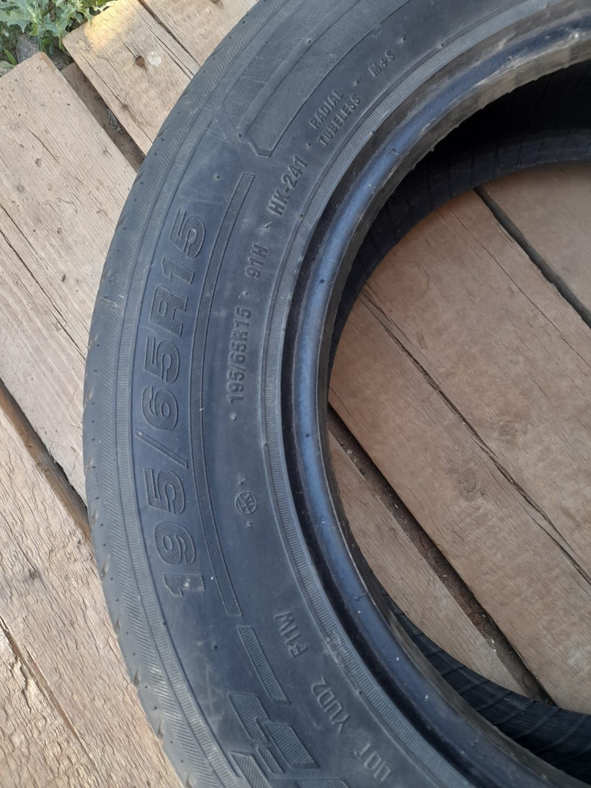 Продам летний шины