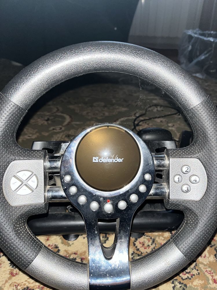 Продам игровой руль Defender,forsage GTR