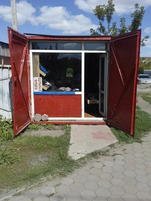 Продаю контеинер 20 тоник в актасе утепленыи  кондиционер стол полки д