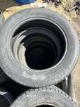 225/60 R18 продам резины
