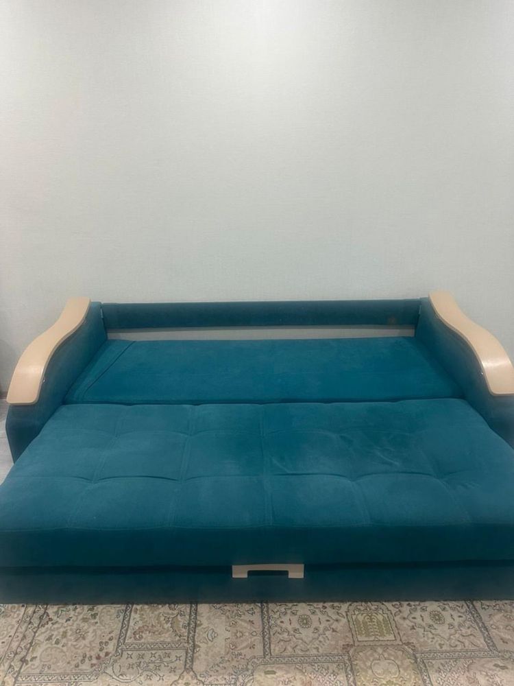 Продам диван раскладной