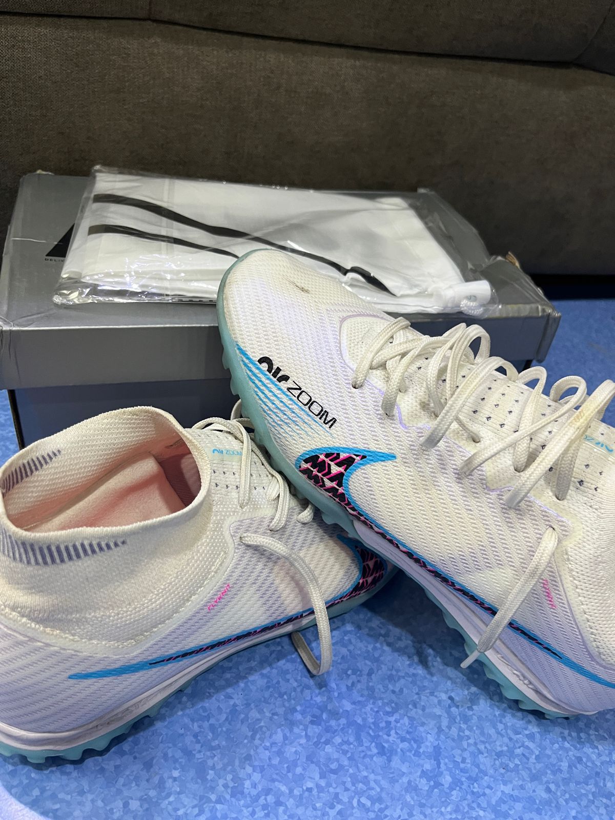 Nike air zoom белый  сороконожка. 42 размера  в лучшем качестве
