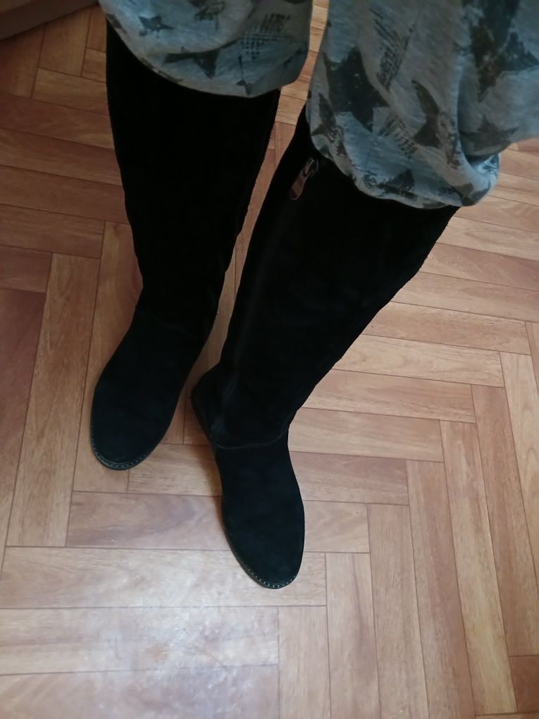 Продам зимние сапоги Европейка